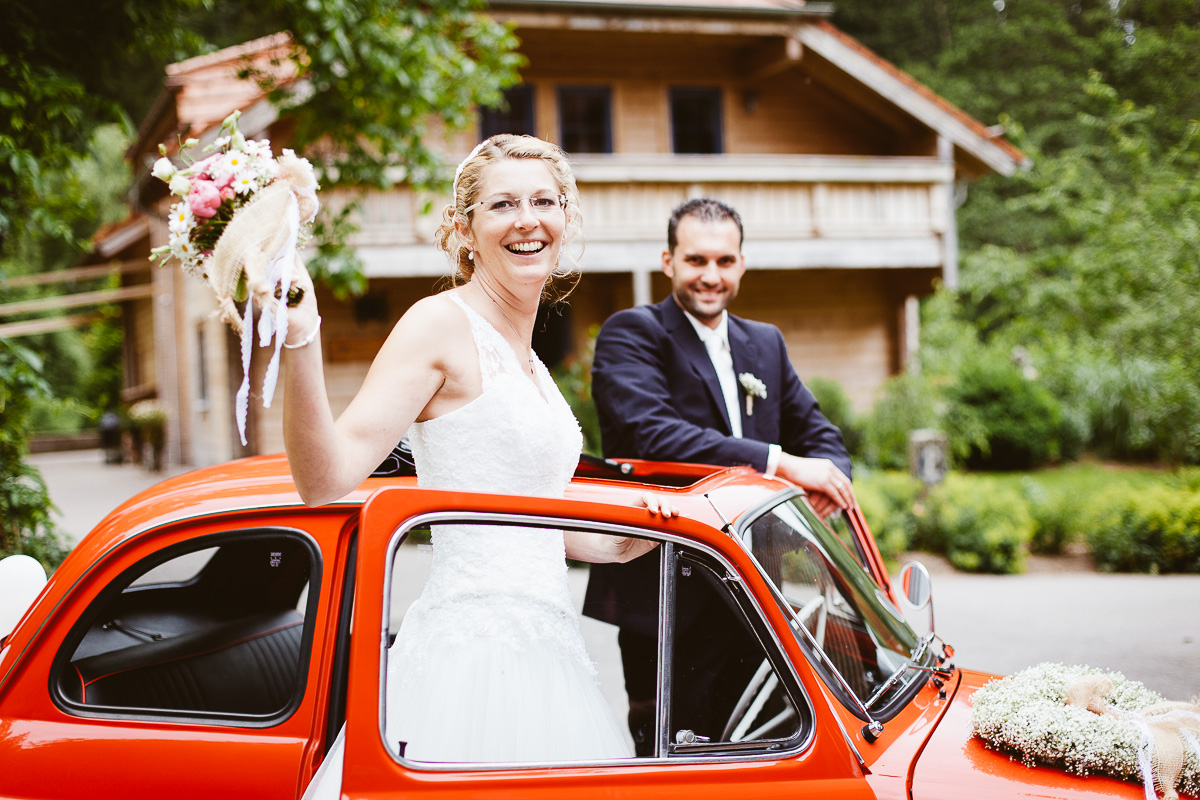 Melli-und-Andy-Hochzeitsreportage-Farbe-web-Foto-Avec-Amis-246